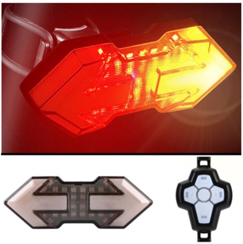 Achterlicht + Knipperlicht Aplus Universeel E-step / E-bike LED  BL02 + Afstandbediening