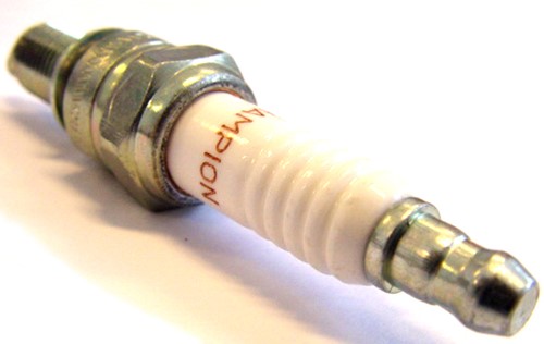 bougie champion RG6YCA aprilia SR2000 ditech / piaggio nrg pure jet - injectie