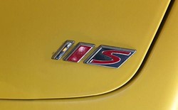 Embleem Sticker Beenschilddeksel Vespa Sprint Sport v.a 2017 Rood Origineel 2h001928