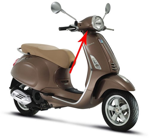 stuurkap vespa primavera bruin 129/ a onder origineel 67364700md
