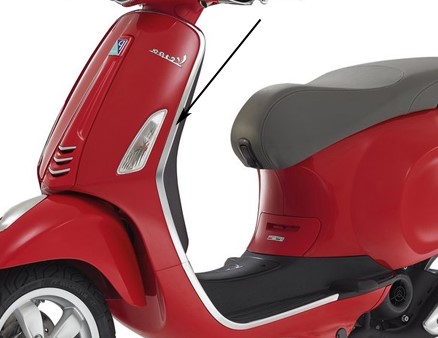 Sierstrip (Links) Chroom Beenschild Vespa Primavera / Sprint / Vespa Elettrica Origineel 673638