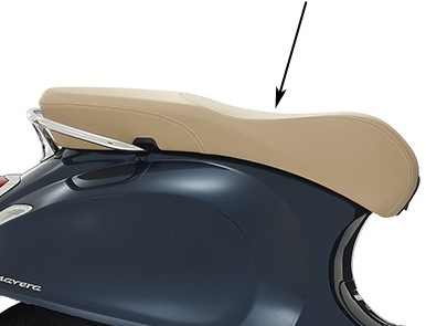 zadel / buddyseat vespa primavera / sprint creme origineel 1b000345000c2