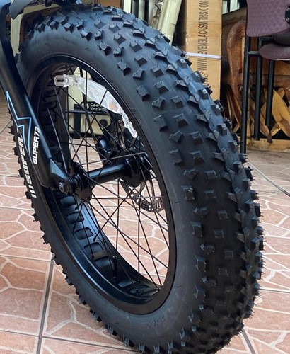 Buitenband Fatbike enduro 20x4.0