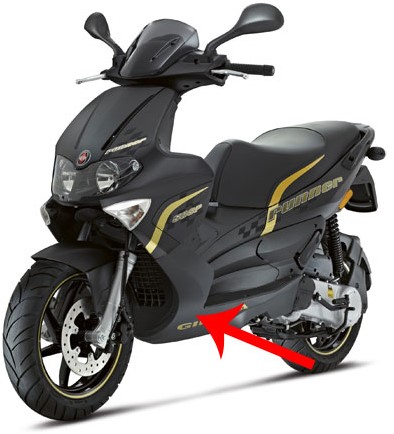 onderspoiler gilera runner na 2005 RST -  mat zwart origineel 656523