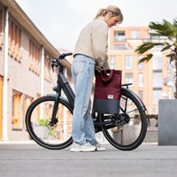 Gerecyclede shopper fietstas Urban Proof 20 liter - bordeaux rood/grijs-2
