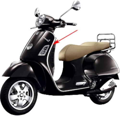 Sierstrip (Links) T/m 2018 Beenschild Vespa Gts 300 / Gt 200cc / Vespa Gts 250 / Gtv Origineel 577180