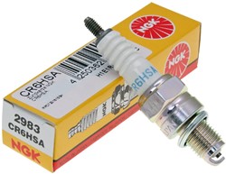 Bougie Ngk (CR6HSA) Kymco 4t / Baotian 4t / Sym 4t / Fosti Grande Retro / Agm / Znen / Btc / Iva / China 4t / Peugeot 4t