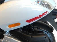 Stickerset Zijscherm Piaggio Zip 2000 Rood + Wiel stickers en Voorkap Stickers Compleet  - 40